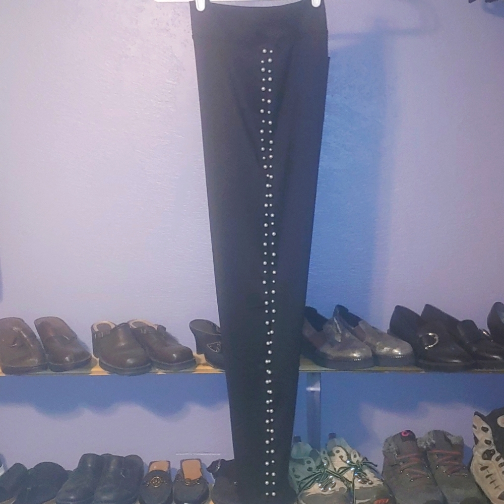 Just Fashion Now stretchy size Medium